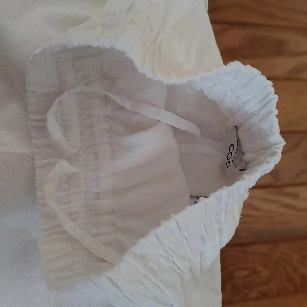 COS Linen Elastic Drawstring High Waisted White Bermuda Shorts - Picture 10 of 15